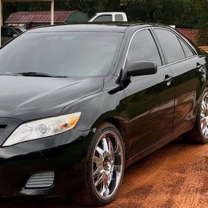 Meet your Posher, Derek